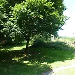 In Mit Grossem Garten By Interhome * Weenzen