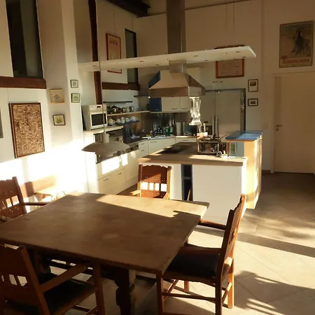 In Mit Grossem Garten By Interhome Hébergement de vacances Weenzen