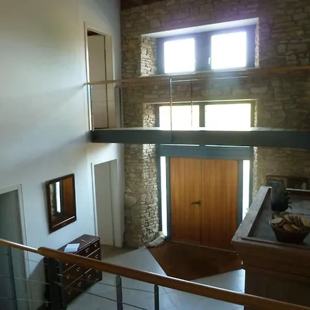 In Mit Grossem Garten By Interhome Casa de Férias Weenzen