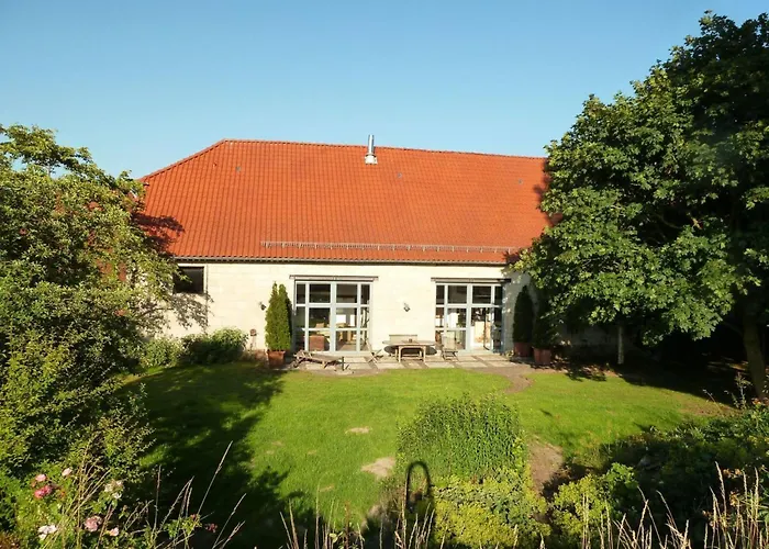 In Mit Grossem Garten By Interhome Weenzen